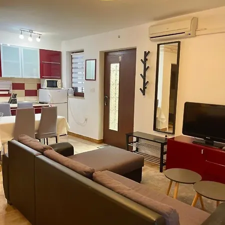 Katty Мали-Лошинь