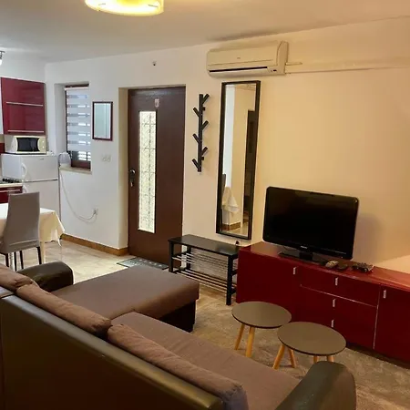 Katty Apartman